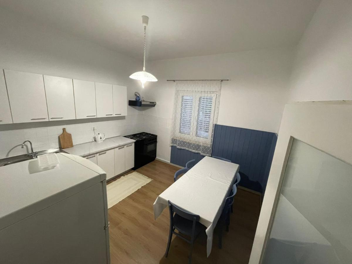 Holiday House Fila Turanj Exterior foto