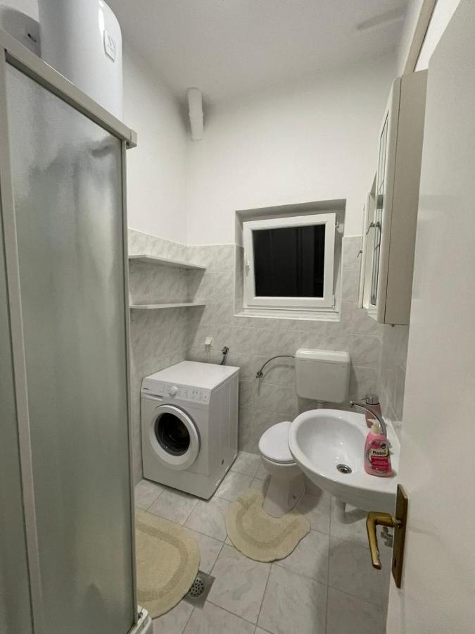 Holiday House Fila Turanj Exterior foto